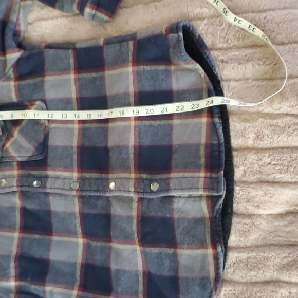 Fleece Lined Blue & Gray Plaid Button-Up Shirt - Picture 5 of 7